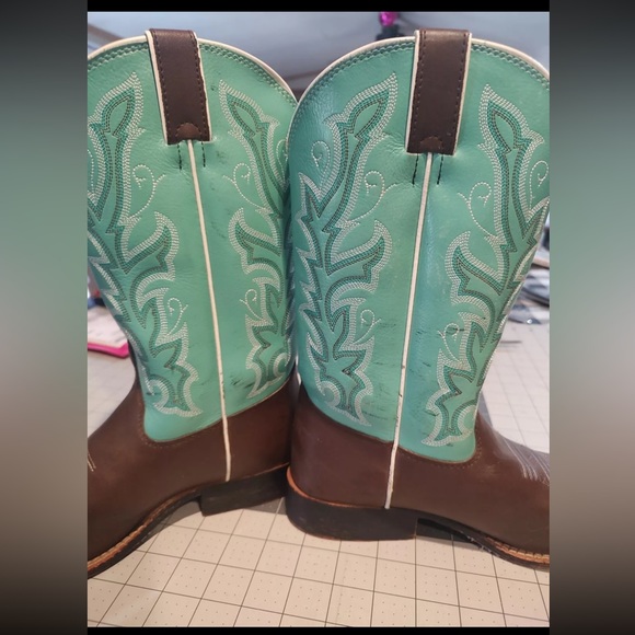 Justin Boots Squared Toe Women's Size 6D | Western Cowgirl Fashion - Picture 9 of 13